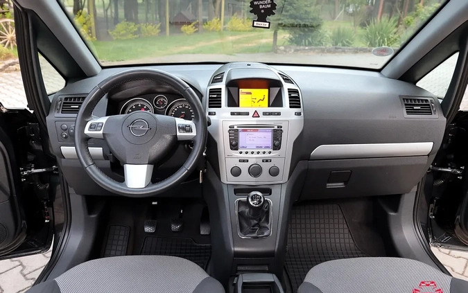 Opel Zafira cena 23999 przebieg: 186000, rok produkcji 2012 z Pińczów małe 704